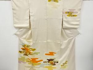 アンティーク　霞に菊・花模様刺繍着物